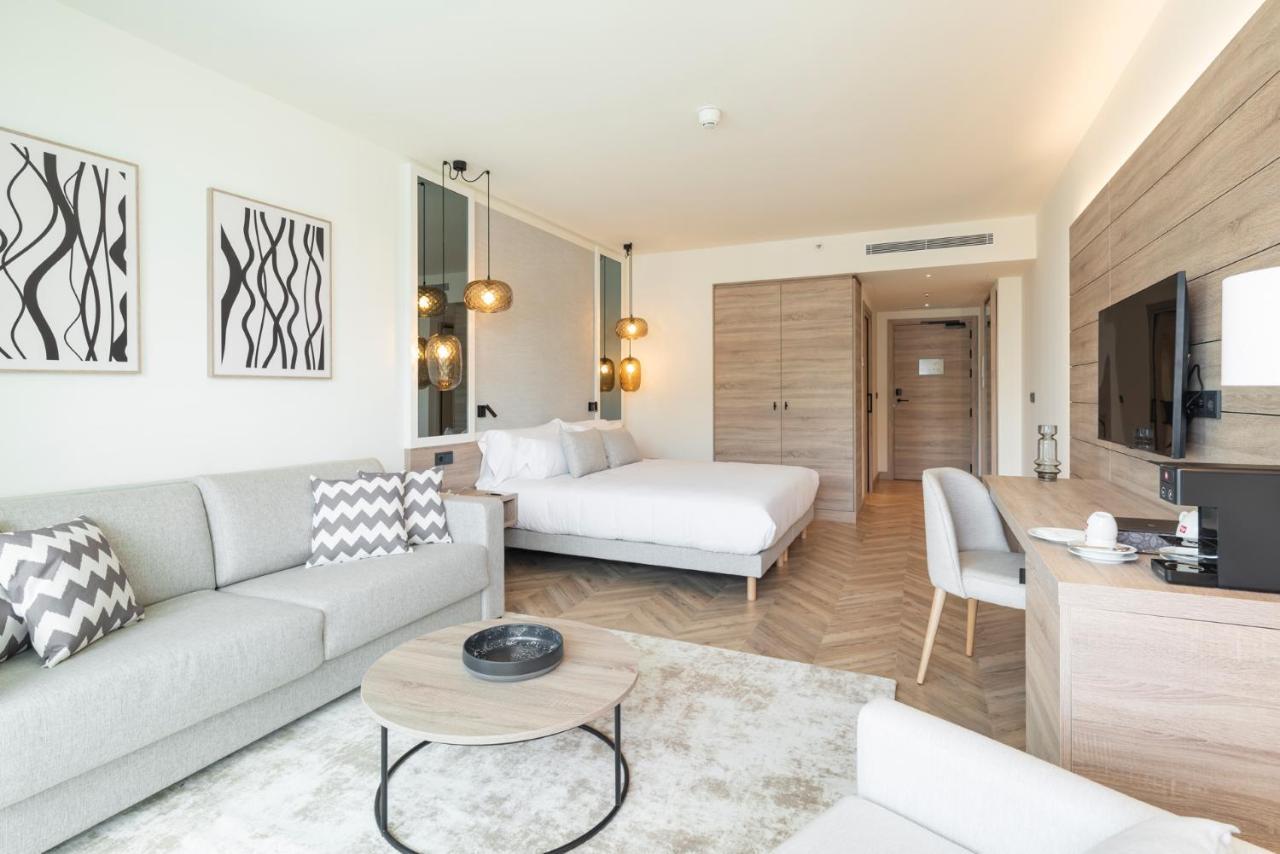 Superior Double Room,1299395620:JPEG