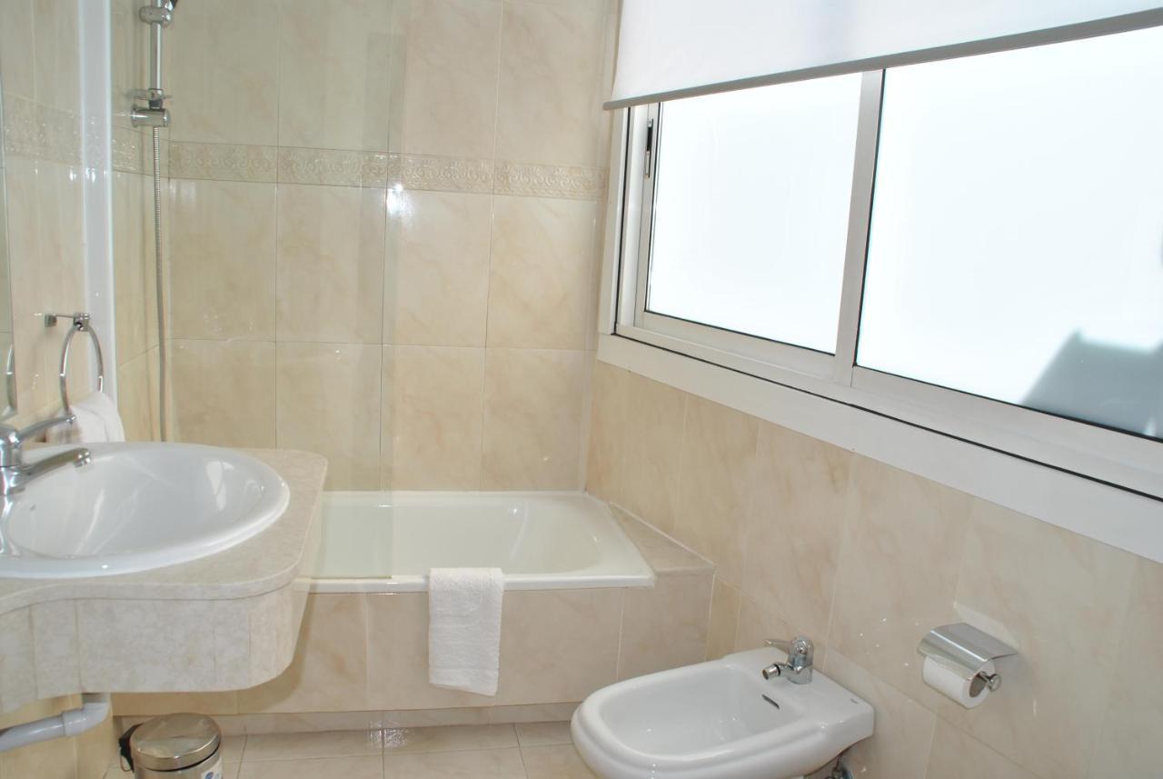 Quarto Triplo Económico