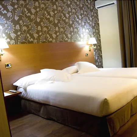 Ipanema Hotel By Gaiarooms-3